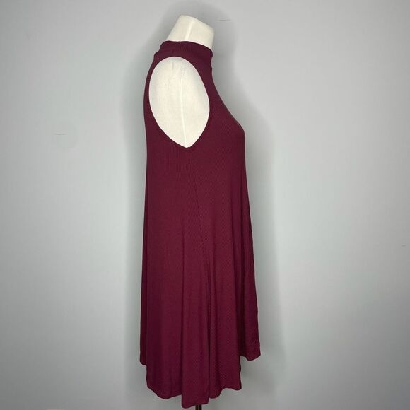 Ambiance- Maroon Ribbed Halter Dress - Picture 2 of 4